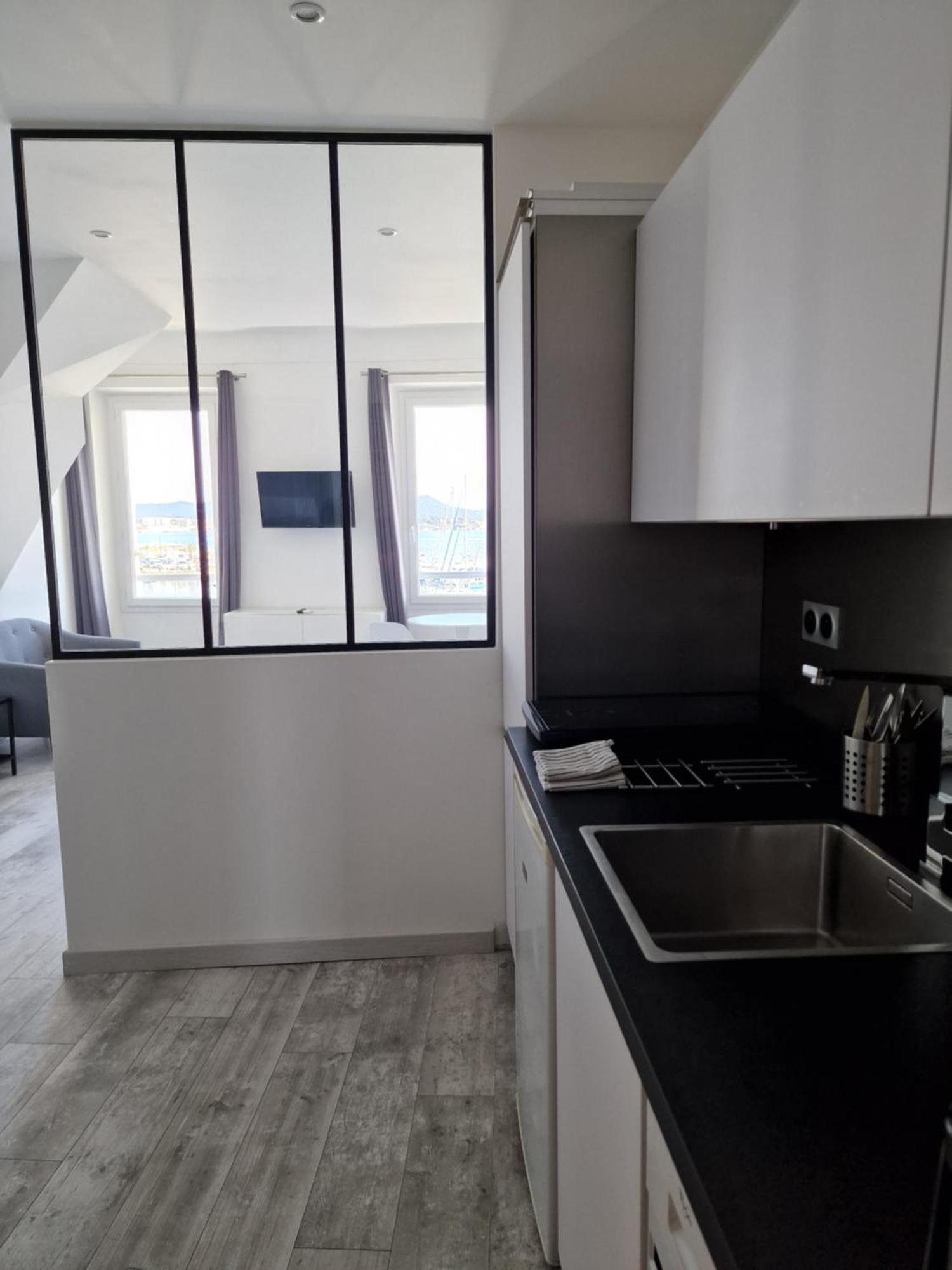 Sanaritz Apartment Sanary-sur-Mer Ruang foto