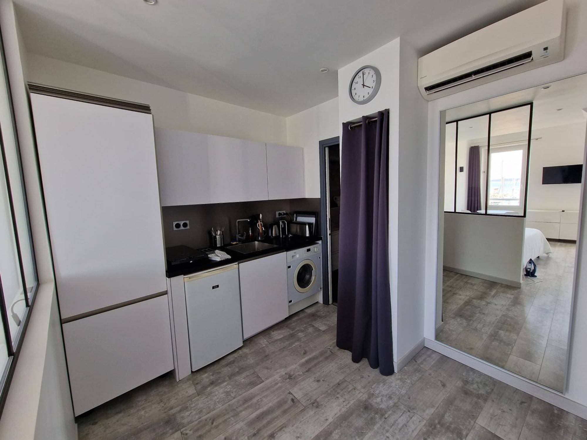 Sanaritz Apartment Sanary-sur-Mer Ruang foto